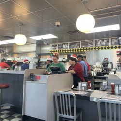 Waffle House - Amazing staff! Very clean restaurant!