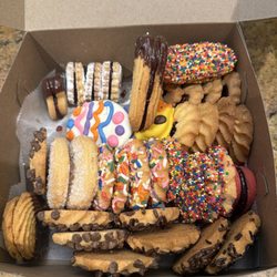 Sapienza Pastry - Box of cookies