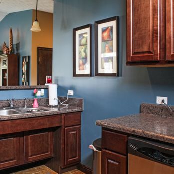 Cimarron Terrace - Clubhouse Kitchen - Apartments Near Me - La Vista, Nebraska