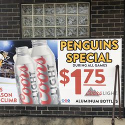 Chub's Pub - Penguins special