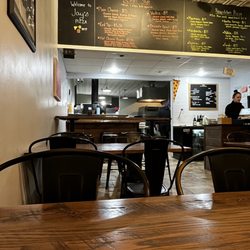 Jay’s Artisan Pizza