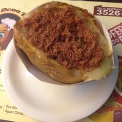 Dona Batata - A de carne seca...