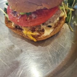 Totally Tea - Turkey burger hydroponics sprouts, berry boursin cheese abd beefsteak tomato delicious!