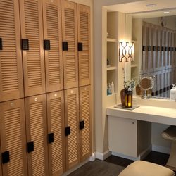 The Spa at Estancia - Women's lockers with small vanity area and toiletries