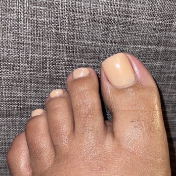 AURA Nail Bar - Citrus Pedicure w/ gel polish. - Waxing Near Me - Dallas, Texas