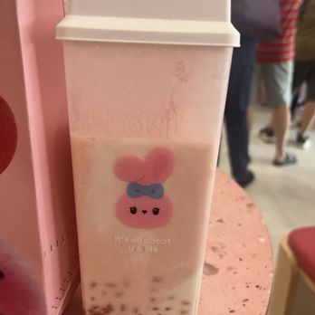 Ume Tea - Guava strawberry smoothie - Bubble Tea Near Me - Sacramento, California Ume Tea - Guava strawberry smoothie - Bubble Tea Near Me - Sacramento, California