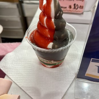 Malu - SO MUCH YUM - Desserts Near Me - Honolulu, Hawaii