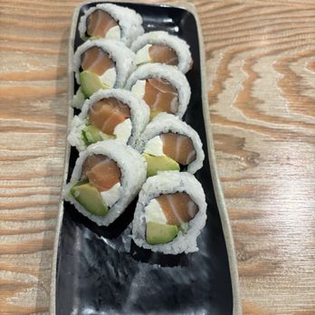 I Love Sushi - Salmon Avocado Cream Cheese Roll was okay - Sushi Bars Near Me - Coquitlam, British Columbia I Love Sushi - Salmon Avocado Cream Cheese Roll was okay - Sushi Bars Near Me - Coquitlam, British Columbia