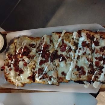 Mammoth Valley Pub - Chicken, bacon, ranch flatbread - Sports Bars Near Me - Cave City, Kentucky Mammoth Valley Pub - Chicken, bacon, ranch flatbread - Sports Bars Near Me - Cave City, Kentucky