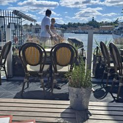 Strand Bistron - Outdoor seating along the pier