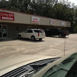 Todora's Instant Shoe Repair - Todora's shoe repair on kaliste saloom road at John Wayne drive