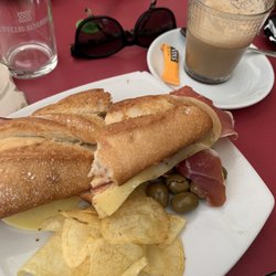 Ristretto - Bocadillo de jam on y queso