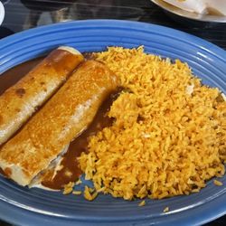 Los Mariachis - Two enchiladas and rice (Enchiladas)