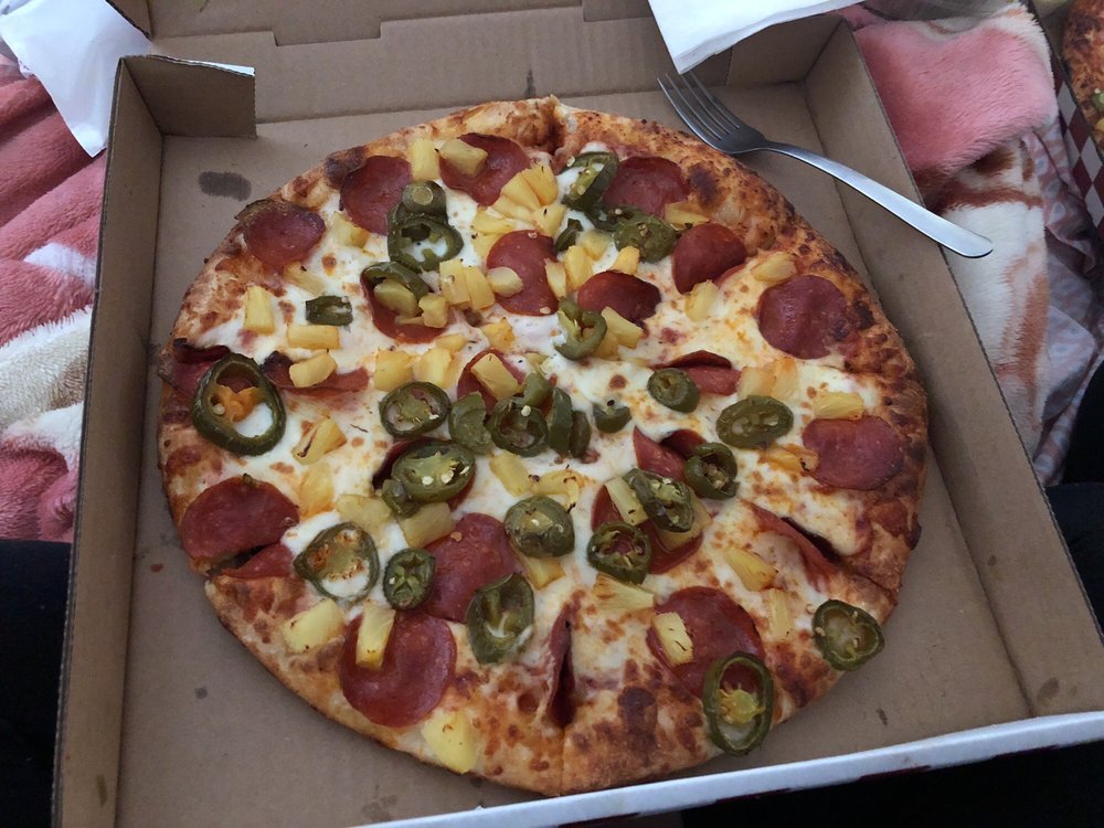 JC’S FAMOUS PIZZA 36 Photos & 126 Reviews Pizza 6756 Tampa Ave, Reseda, CA Restaurant