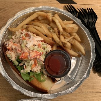 Love Lane Kitchen - Lobster roll to go - Breakfast & Brunch Near Me - Mattituck, New York Love Lane Kitchen - Lobster roll to go - Breakfast & Brunch Near Me - Mattituck, New York