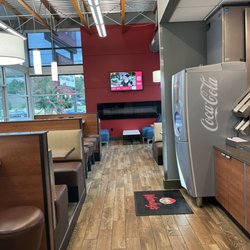 Wendy's - Inside