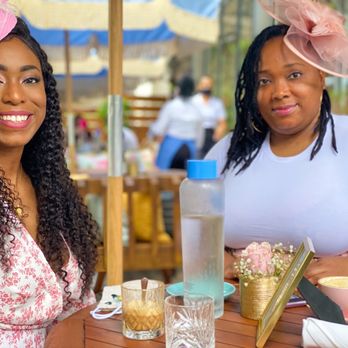Little Hen - Belizean debutantes enjoying sister time 3 - Breakfast & Brunch Near Me - Miami, Florida Little Hen - Belizean debutantes enjoying sister time 3 - Breakfast & Brunch Near Me - Miami, Florida