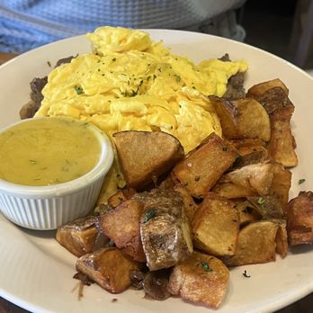 Lochland's - House Hash sub scrambled eggs - Irish Pub Near Me - Dallas, Texas