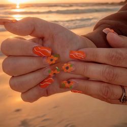 T Nail Lounge - 3D flowers. Fall color