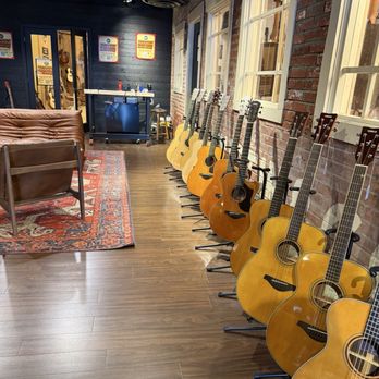 Empire Music - Musical Instruments & Teachers Near Me - Mount Lebanon, Pennsylvania