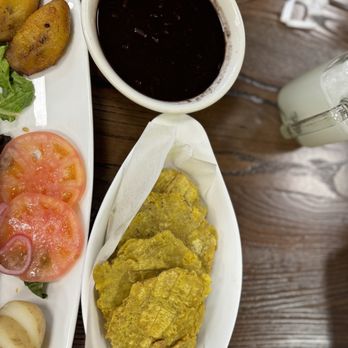 Noches De Colombia - Tostones and black beans - Colombian Near Me - Hazlet, New Jersey Noches De Colombia - Tostones and black beans - Colombian Near Me - Hazlet, New Jersey