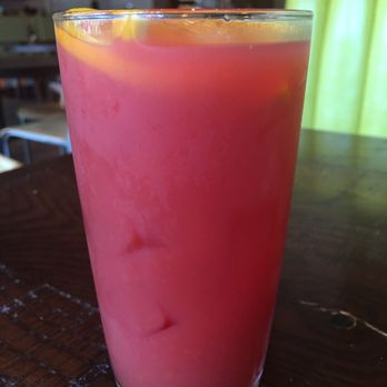 Nando's Peri-Peri - Blood orange lemonade - Chicken Shop Near Me - OakPark, Illinois