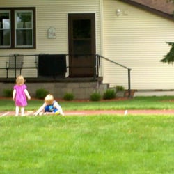 Nader’s Motel and Suites - Kids playing!