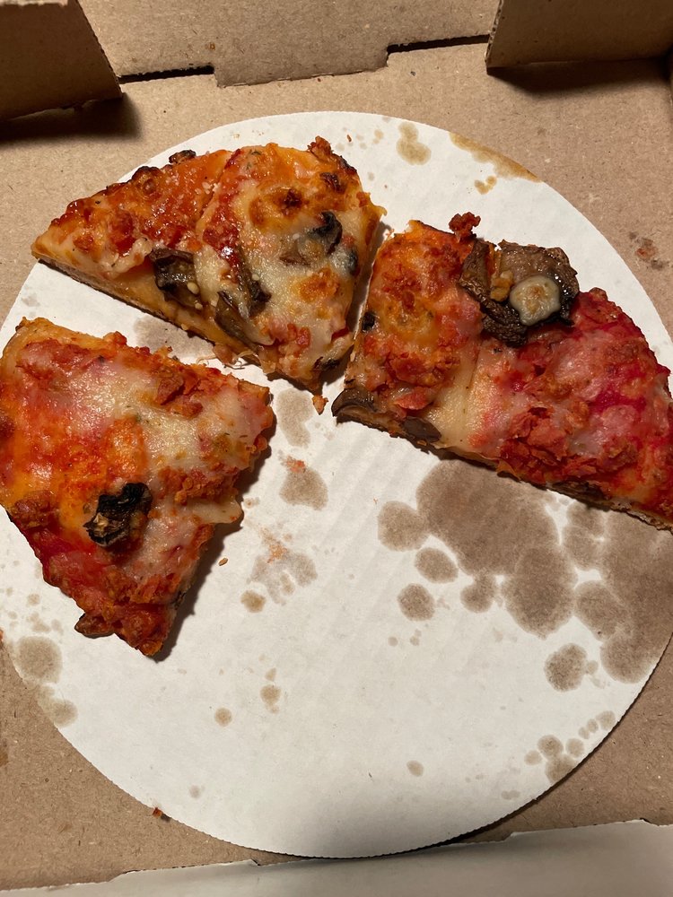 PIZZA KING Updated September 2024 22 Reviews 3321 Angle Rd