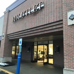 RH Outlet Bloomfield Hills