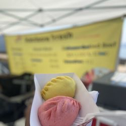 Rainbow Fresh - Pork and beef steamed buns