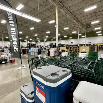 Sportsman's Warehouse - 6/14/25 - Outdoor Gear Near Me - Puyallup, Washington