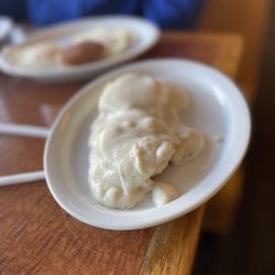 Goody's Eatery - Biscuit and gravy side