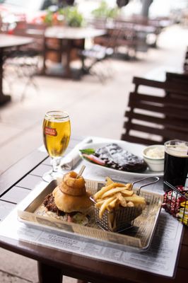 Norman's Tavern by null