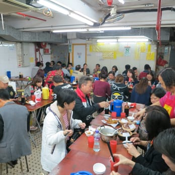 四季煲仔飯 - Always busy dining space. - Cantonese Near Me - Hong Kong, HK