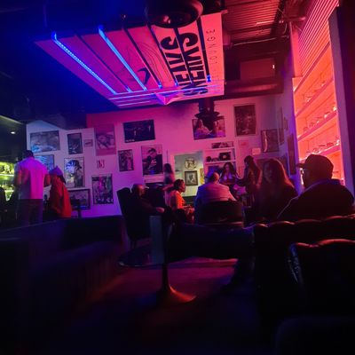 Sneaks Coffee Lounge by null