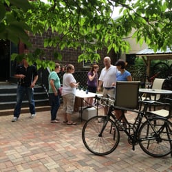 Bike Stop - Wine tasting in the Ride Center