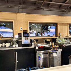 Star Noodle - Bar seating view - VN
