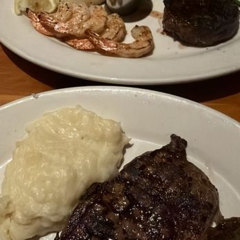 Black Angus Steakhouse - Ribeye Entree Filet & Sea Entree - Steakhouses Near Me - Northridge, California