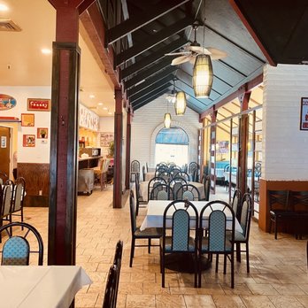 Cafe Anh Hong - the interior of a restaurant - Dim Sum Near Me - Sandy, Utah Cafe Anh Hong - the interior of a restaurant - Dim Sum Near Me - Sandy, Utah
