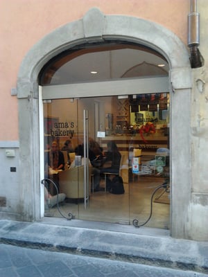 Mama's Bakery by null