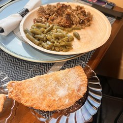 Mimi's Country Kitchen & Bakery - Literally what we were served... food ran out