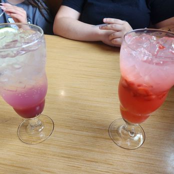 Buffalo Wild Wings - The limeade and lemonade No refills on these two....just fyi - Sports Bars Near Me - Bakersfield, California
