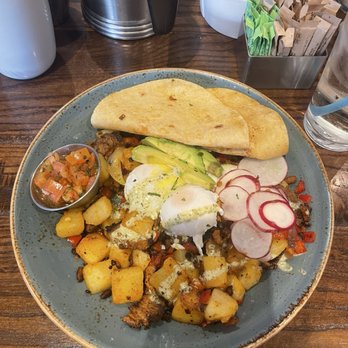 First Watch - Breakfast & Brunch Near Me - Brentwood, Missouri