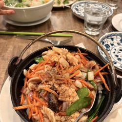 Viet Chopsticks DC Restaurant - Chicken 39. Cơm Tay Cầm Gà / Clay Pot Rice with Chicken