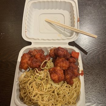 Asia Express - Chow mien. Peking chicken. Sweet And Sour Pork - Chinese Near Me - Union City, California