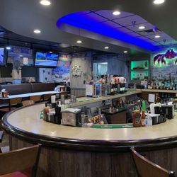 Crab Du Jour - Main dining room and bar