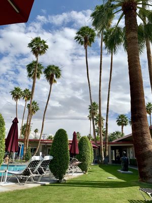 Inndulge Palm Springs by null