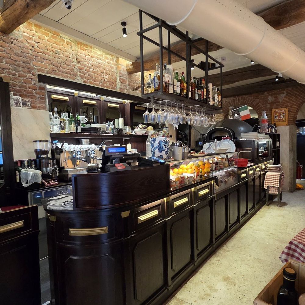 La Taverna del Borgo Antico - The full bar - Pizza Near Me - Milan, Michigan La Taverna del Borgo Antico - The full bar - Pizza Near Me - Milan, Michigan