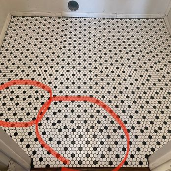 Midwest flooring - Bad tile job - Flooring Near Me - Oklahoma City, Oklahoma Midwest flooring - Bad tile job - Flooring Near Me - Oklahoma City, Oklahoma