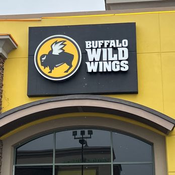 Buffalo Wild Wings - Sports Bars Near Me - Henderson, Nevada